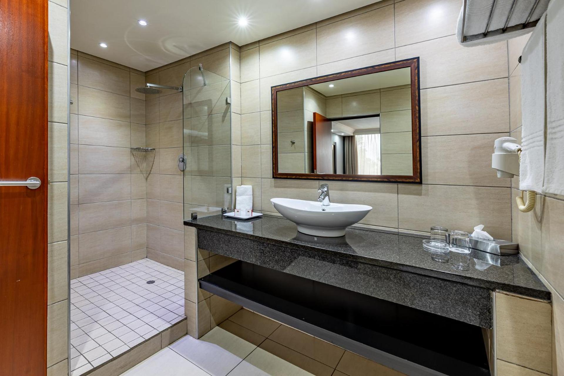 African Sky Ermelo Inn ภายนอก รูปภาพ
